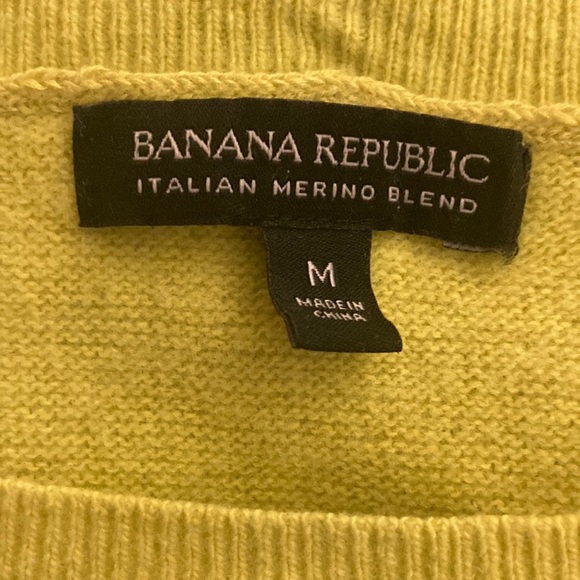 "BANANA Republic Italian Merino Yellow Crew Neck Sweater size M- Think Van Gogh - Picture 7 of 10